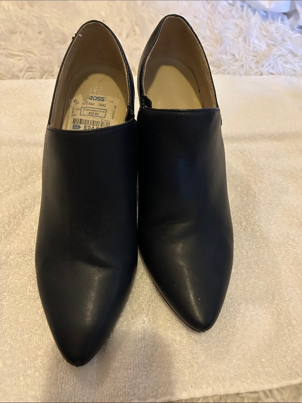 Jones New York Navy Blue Pointed Toe Ankle Booties